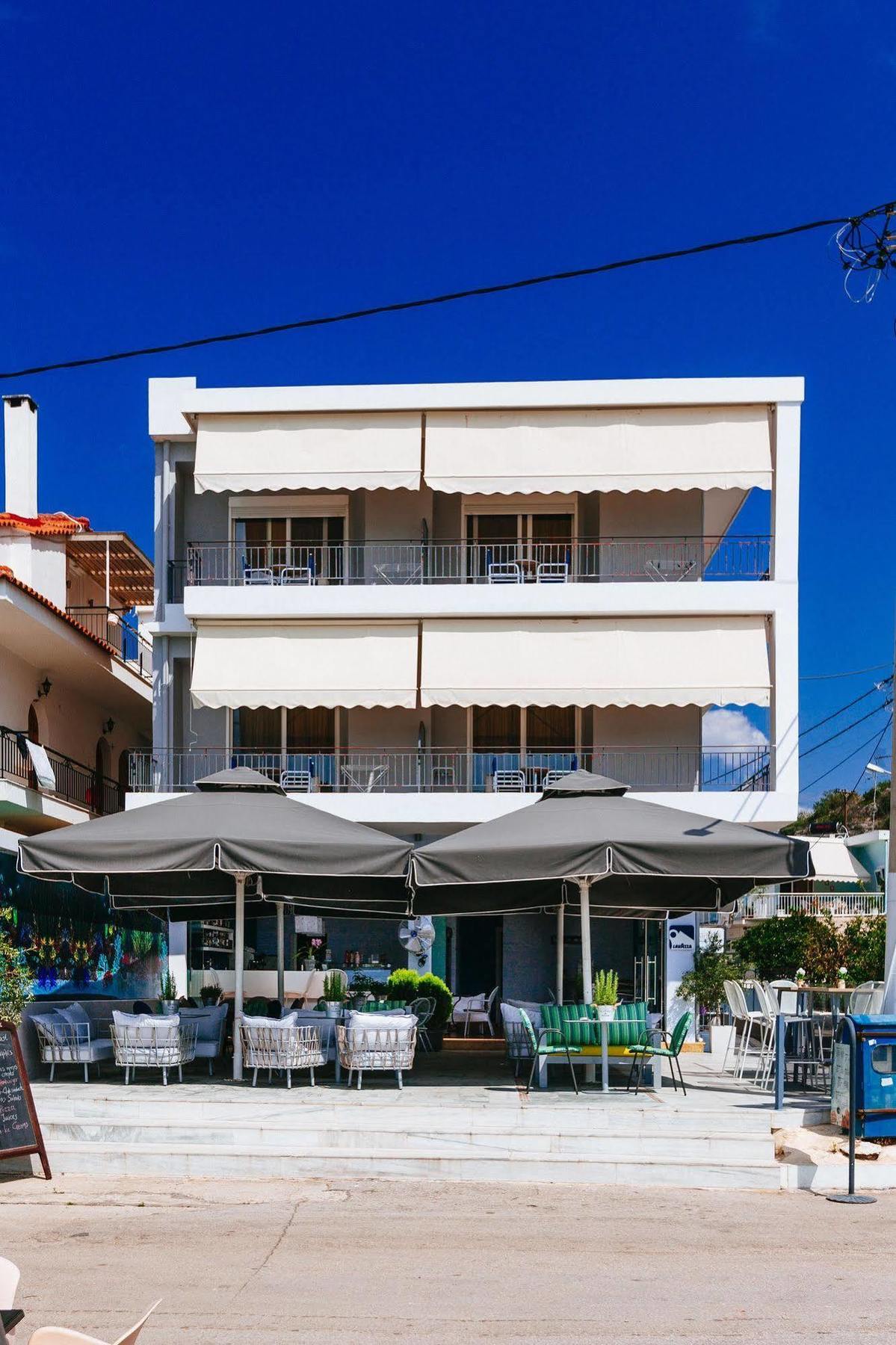 Hotel Apanema Vivári 외부 사진